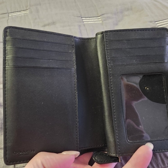 Coach Black and Brown Signature Wallet - Picture 2 of 3